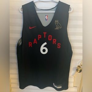Raptors x OVO training jersey.